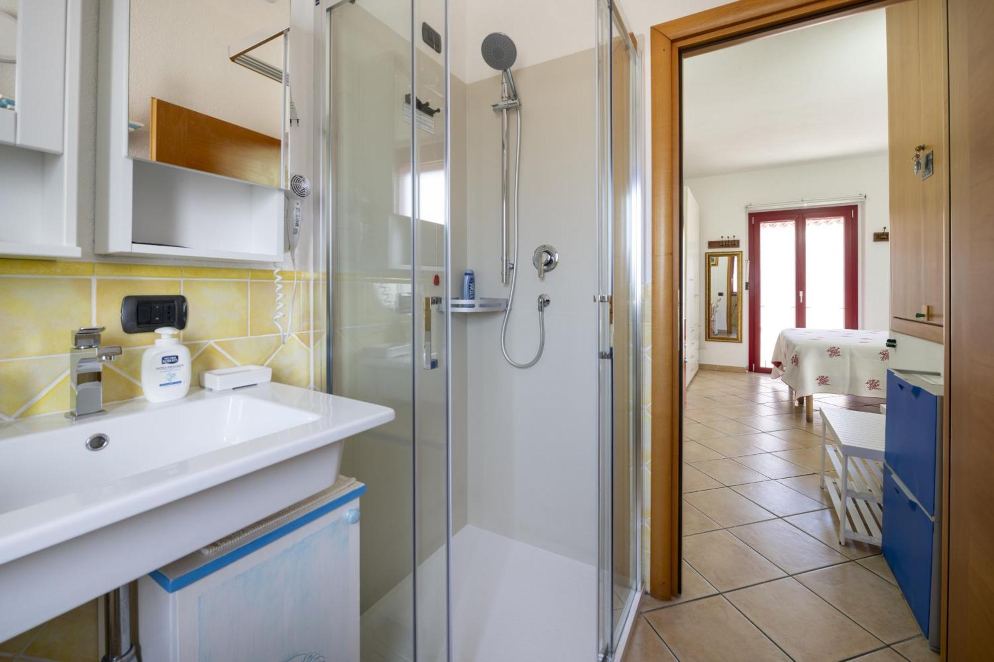 L'orso E Il Mare (adults Only) Palau